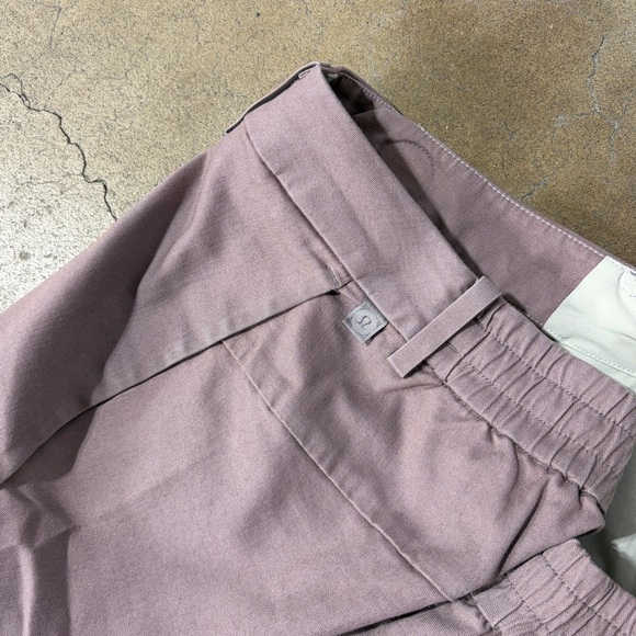 Lululemon Men's Shadow Lite Pant 33x30" Lunar Rock - Picture 5 of 8